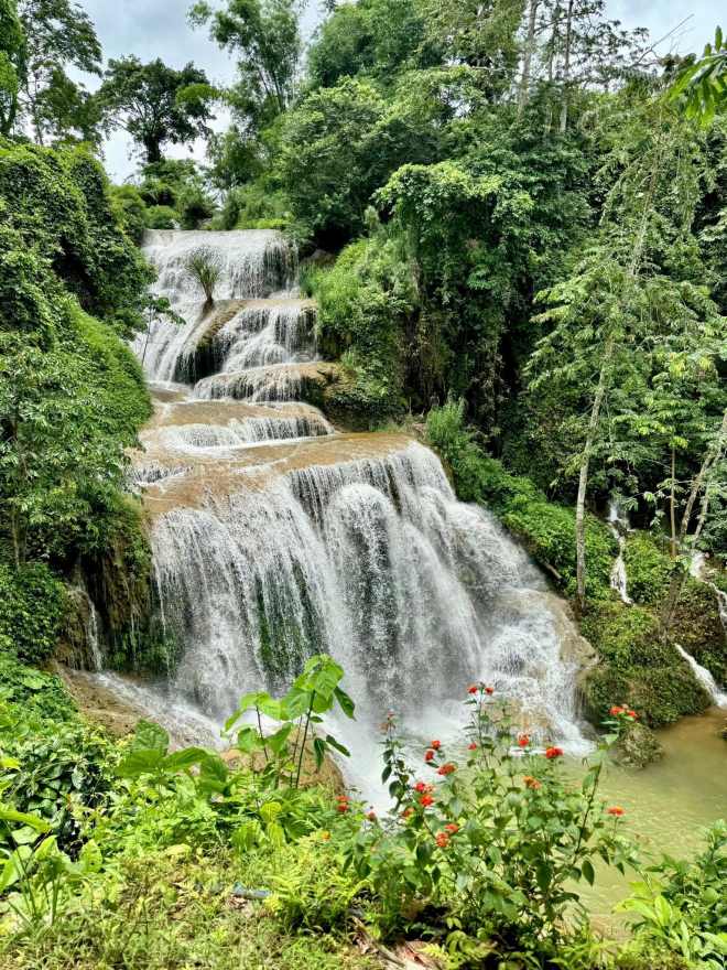 Thác Mu là một điểm đến đầy hấp dẫn cho những ai yêu thích vẻ đẹp hoang sơ của núi rừng. Ảnh: Linh Boo