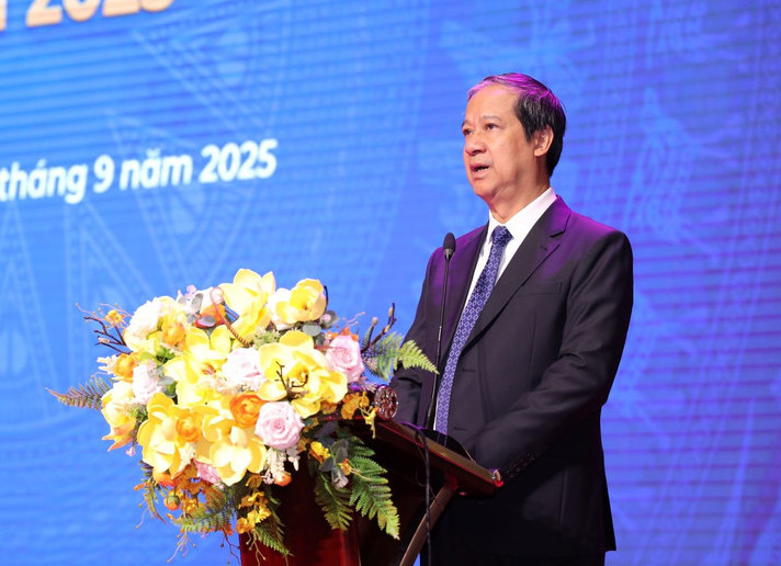 Bo truong Nguyen Kim Son khang dinh, viec sap xep lai cac co so giao duc la menh lenh. Anh: Nguyen Manh