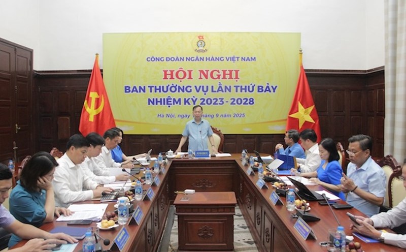 One of the contents of the 7th Conference, term VII, 2023 - 2028, is to approve the Plan to organize Trade Union Congresses at all levels towards the 8th Congress of the Vietnam Bank Trade Union, term 2025-2030. Photo: Vietnam National Park
