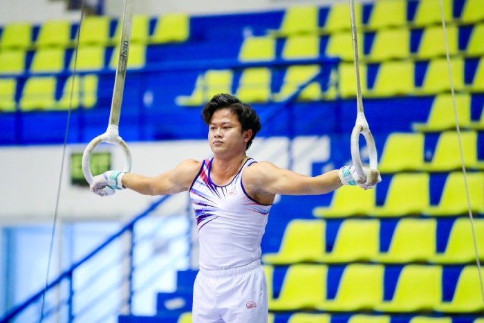 Anh la niem hy vong lon cua the duc dung cu Viet Nam trong ky SEA Games 33 toi. Do vay, man the hien on dinh cua Khanh Phong phan nao mang den su yen tam. 