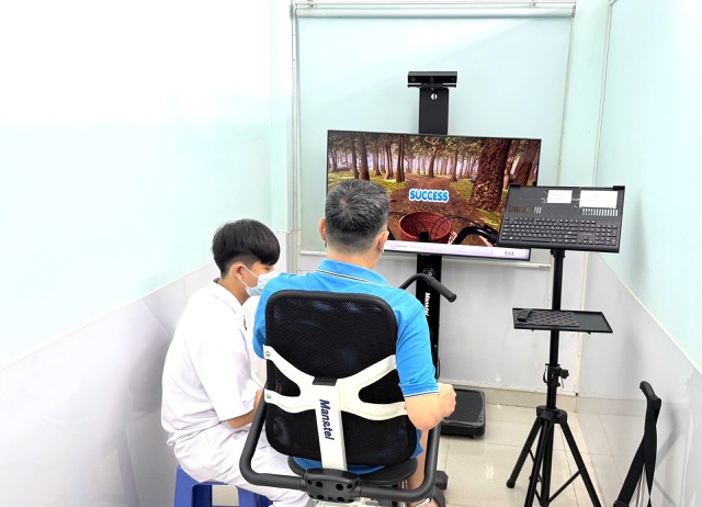 After the patient is treated for their disease, the rehabilitation process helps the patient recover their health faster. Photo: Nguyen Ly