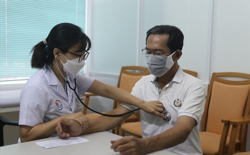 Tinh Khanh Hoa dang no luc nang cao chat luong nhan luc y te chat luong cao. Anh: Phuong Linh