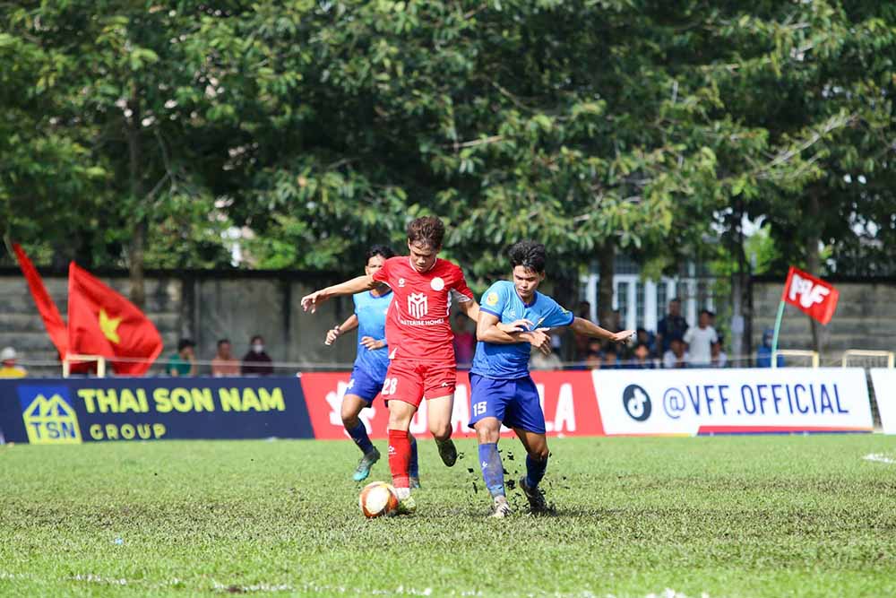 U17 PVF-CAND (ao do) thang dam U17 An Giang. Anh: VFF