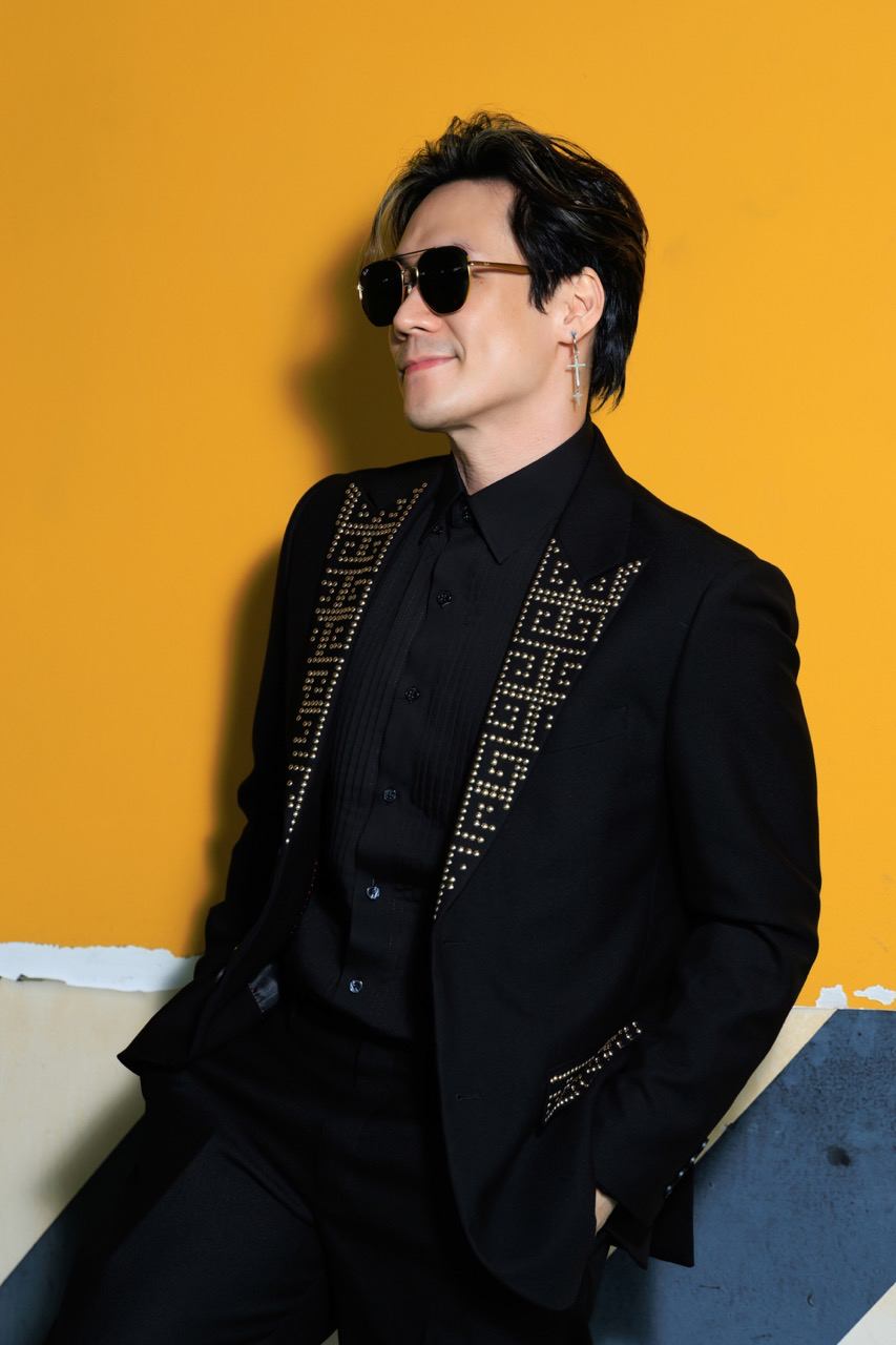 Cac nghe si trong nhom nhac moi. Anh: Nghe si cung cap.