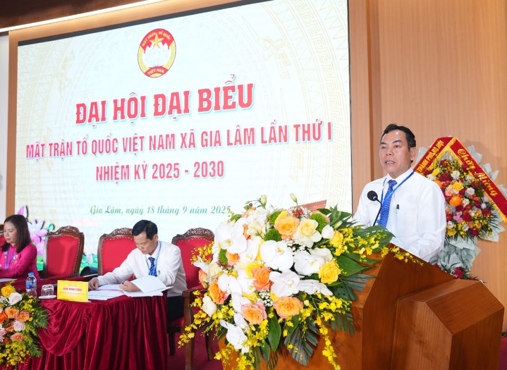 Ong Nguyen Van Hoi - Chu tich Mat tran To quoc Viet Nam xa Gia Lam phat bieu tai dai hoi. Anh: Hoang Anh