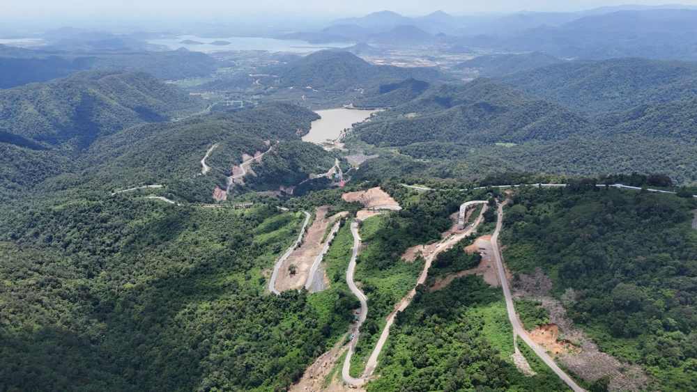 Du an duoc xem la cung duong noi cao nguyen voi vung bien ca cua tinh Lam Dong. Anh: Lam Hong