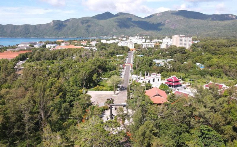 Con Dao has great potential and is taking the lead in implementing carbon credits. Photo: Khanh Lam
