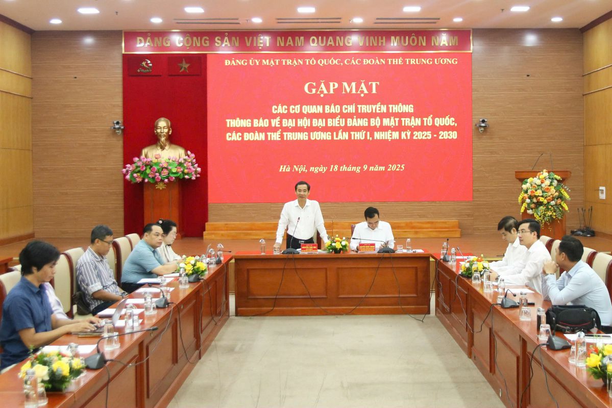 The Party Committee of the Fatherland Front (FFF) and Central organizations will organize meetings with press and media agencies to announce the 1st Congress of the Vietnam Fatherland Front Party Committee and Central Organizations for the 2025-2030 term. Photo: Bao Han