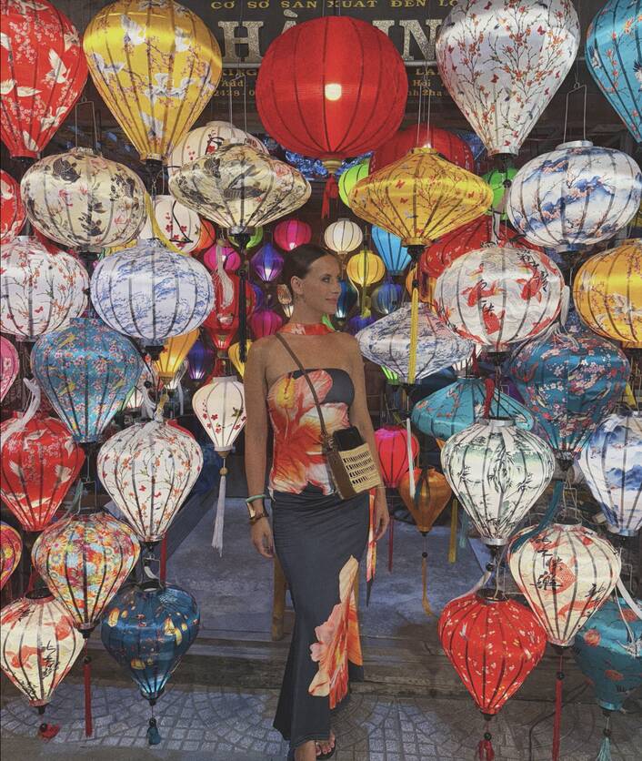 Pho co Hoi An de lai nhieu an tuong trong long nu du khach My. Anh: Skye Gigi