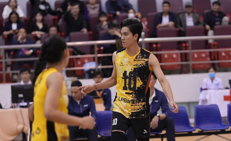 빅투옌은 2025년 전국 배구 선수권 대회 2단계에 참가할 예정입니다. 사진: VFV