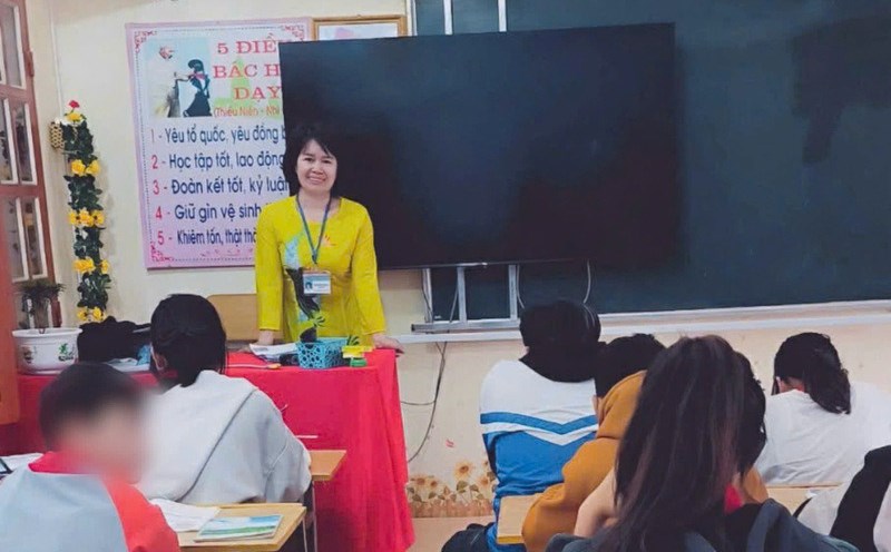 Teachers will be ranked with the highest salary in their careers. Photo: Khanh Linh