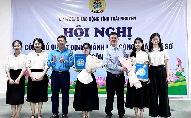 Establishing another grassroots trade union in Thai Nguyen. Photo: Thai Nguyen Labor Federation