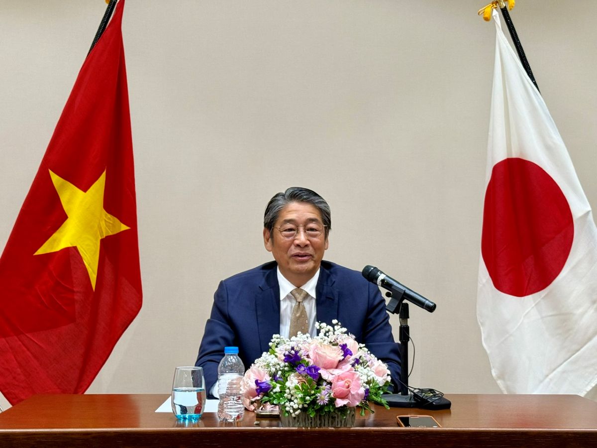 日本の在ベトナム大使、イトゥー・ナオキが2025年9月19日の記者会見で発言。写真:Ngoc Van