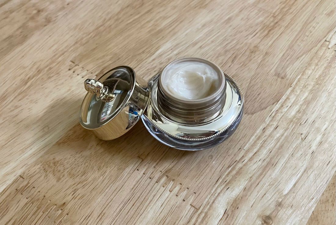 Para que la crema hidratante para los ojos maximice sus efectos presta atencion a las siguientes cosas. Foto: Mai Huong