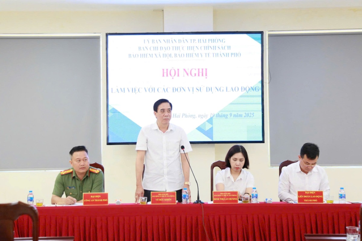 The city Social Insurance works with employers who are late in paying social insurance, health insurance, and unemployment insurance. Photo: Hai Phong City Social Insurance