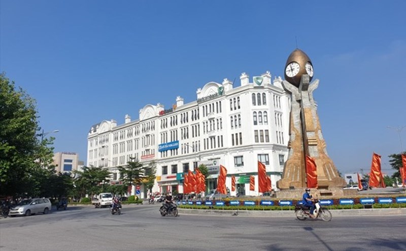 Dong Nguyen Ward (Bac Ninh) - the construction site of the Bac Ninh University of Natural Resources and Environment project. Photo: Van Truong