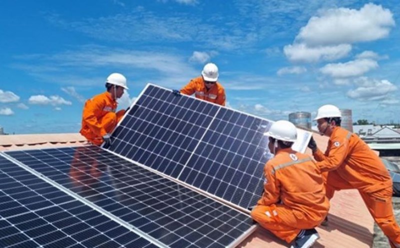In the adjusted Power Plan VIII, the total battery storage capacity by 2030 is expected to reach about 10,000-16,300 MW. Photo: EVN