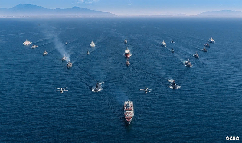 The air captures of the Navy and the Vietnam People's Army have begun deploying formations at sea, such as the A-shaped formation. Photo: Navy
