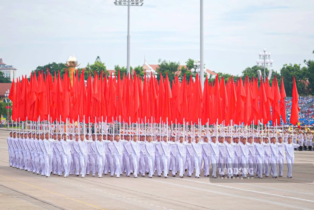 The Red Flag Block in the parade and parade to celebrate National Day, September 2, 2025. Photo: Tuan Anh