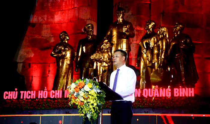 Bi thu Tinh uy Quang Tri Le Ngoc Quang Phat bieu tai buoi le. Anh: Cong Sang