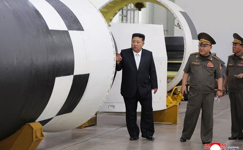 North Korean leader Kim Jong-un visited the missile research institute on September 1, 2025. Photo: AFP