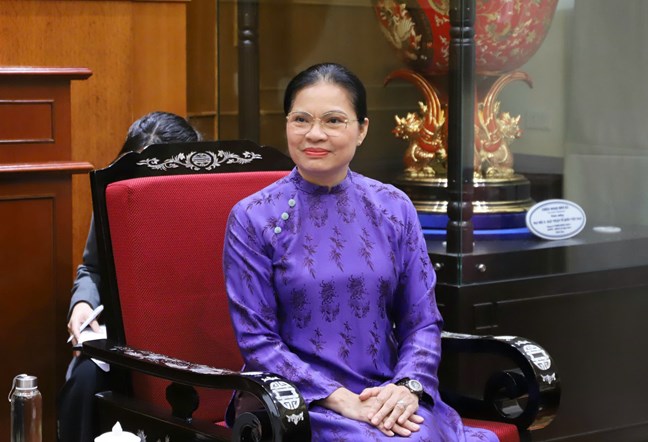 Ba Ha Thi Nga - Uy vien Trung uong Dang, Pho Chu tich Uy ban Trung uong MTTQ Viet Nam tai buoi tiep. Anh: Minh Hien
