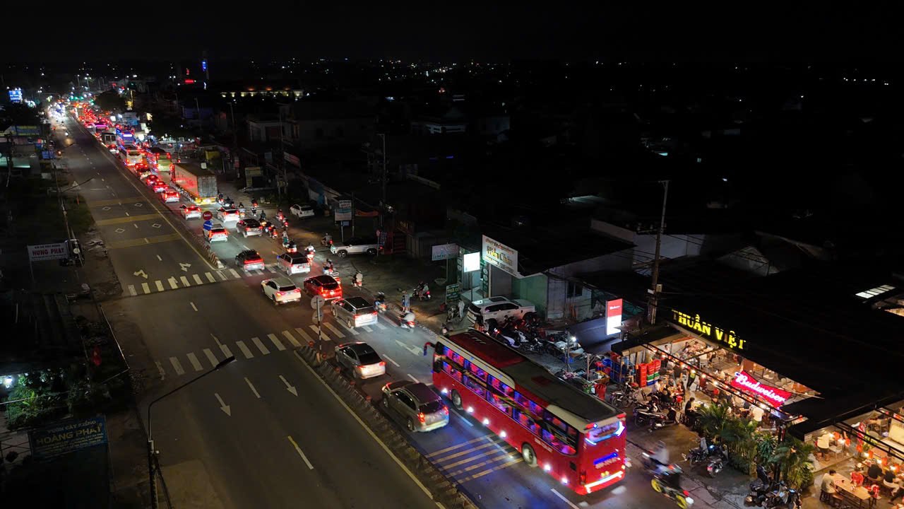 Xe tap trung huong tu Dong Nai ve TPHCM.