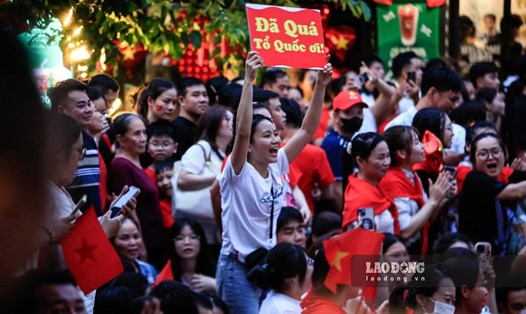 Hơn 2 triệu lượt khách đổ về tham gia các hoạt động A80, ghé thăm các điểm du lịch ở Hà Nội chỉ trong 4 ngày nghỉ lễ 2.9. Ảnh: Minh Dân