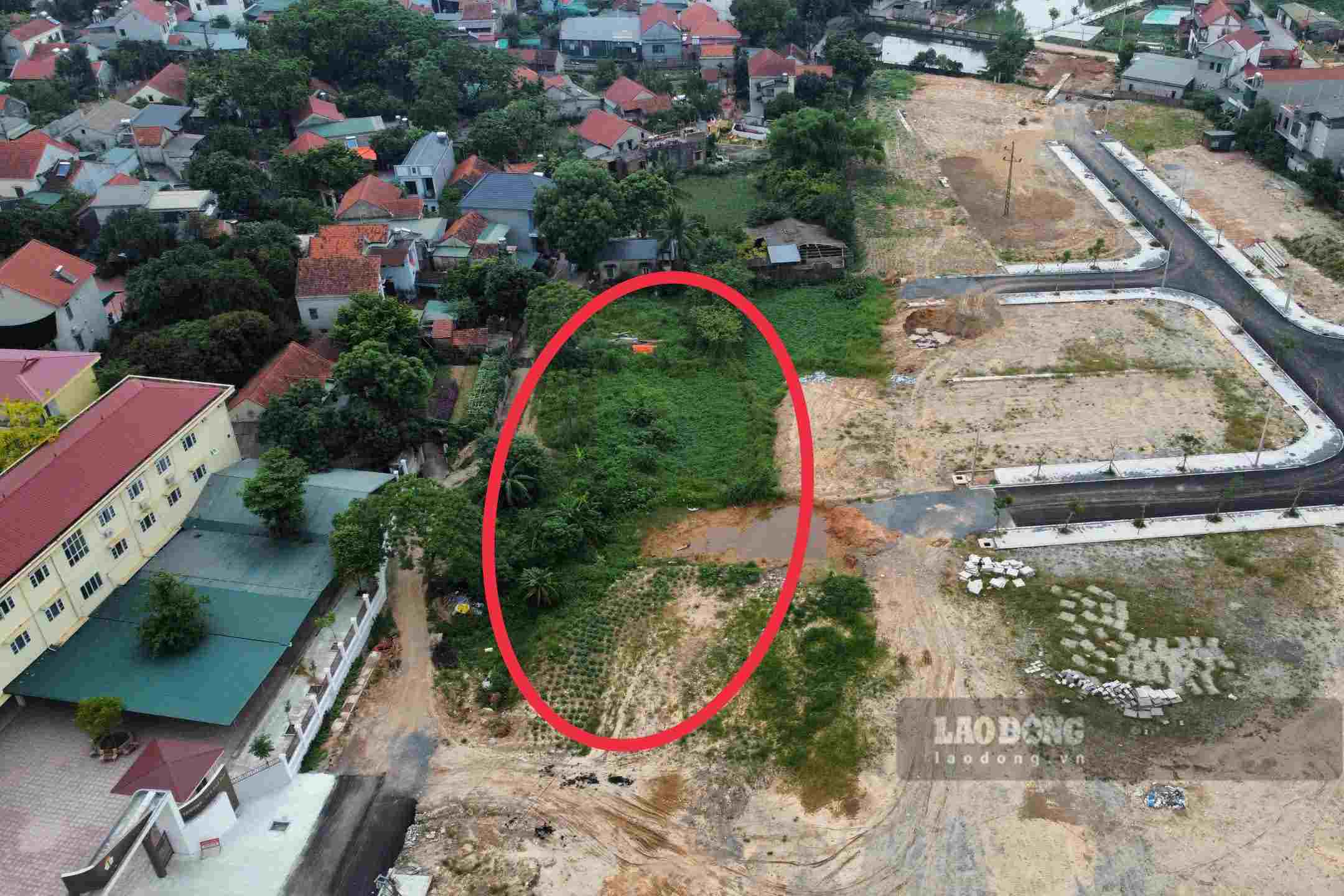 Khu đất của bố mẹ ông Tâm để lại trong phạm vi dự án. Ảnh: Tô Công.
