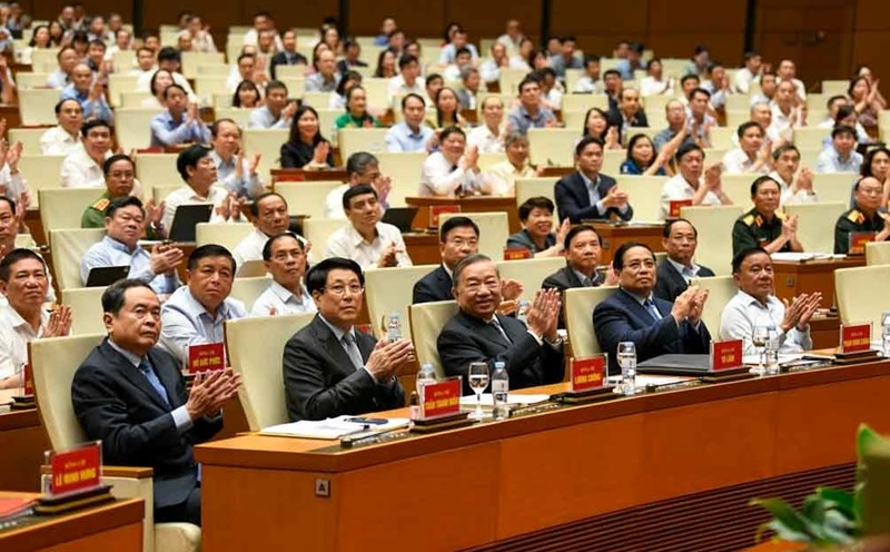 The newly issued Regulation No. 365-QD/TW of the Politburo has set out the standards for key leadership positions of the Party and State.