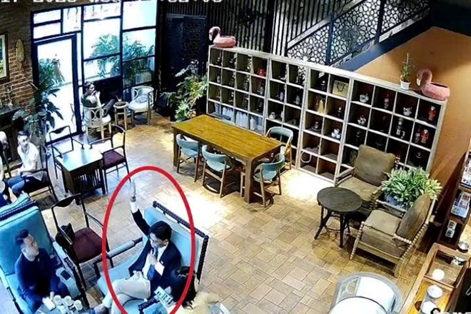Công an xác định hành vi của "tổng tài" trong vụ nam nhân viên quán cà phê bị hành hung