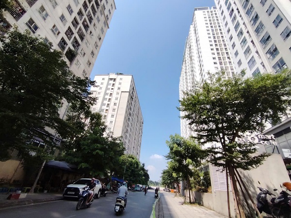 多くの人々が社会住宅を購入したいと願っています。写真: Xuyen Dong