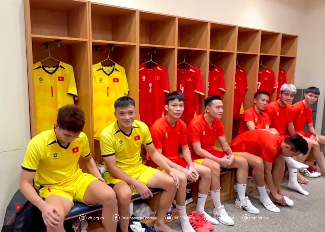 Phong thay do cua tuyen futsal Viet Nam. Anh: VFF