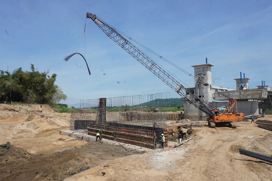 Construction du barrage Lower Tra Khuc River, province de Quang Ngai. Photo: Vien Nguyen