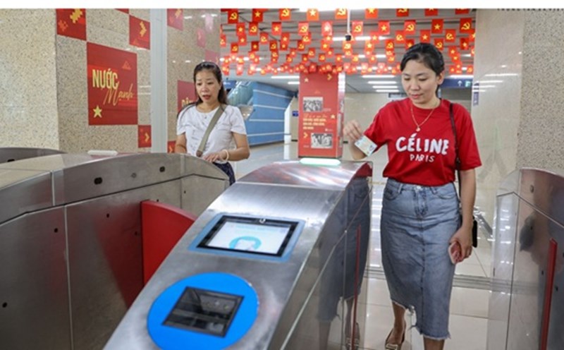 Hanoi Metro tests biometrics towards smart transportation. Photo: Trung Nguyen