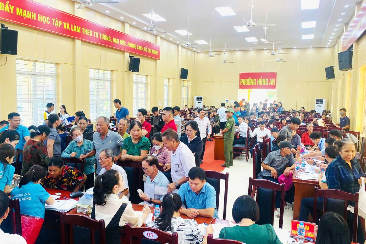 96 households have been working hard to clear the remaining exits of the project. Photo: Hai Phong Portal