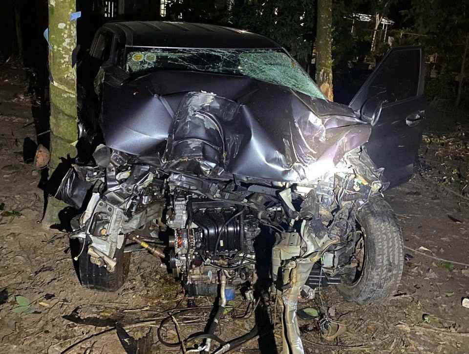 ホーチミン市Phuoc Thanhコミューンで母子3人が死亡した事故現場。写真:読者提供