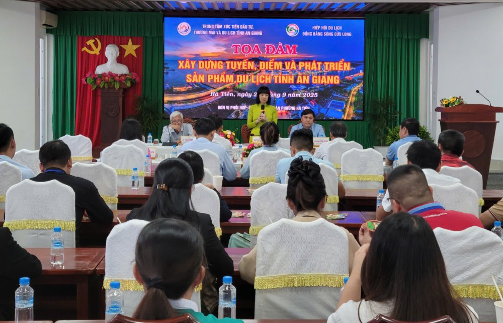 Dai bieu tham du toa dam. Anh: Trung tam XTDTTM va DL