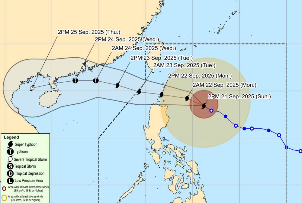 Sieu bao Ragasa di chuyen huong ve Bien Dong. Anh: PAGASA