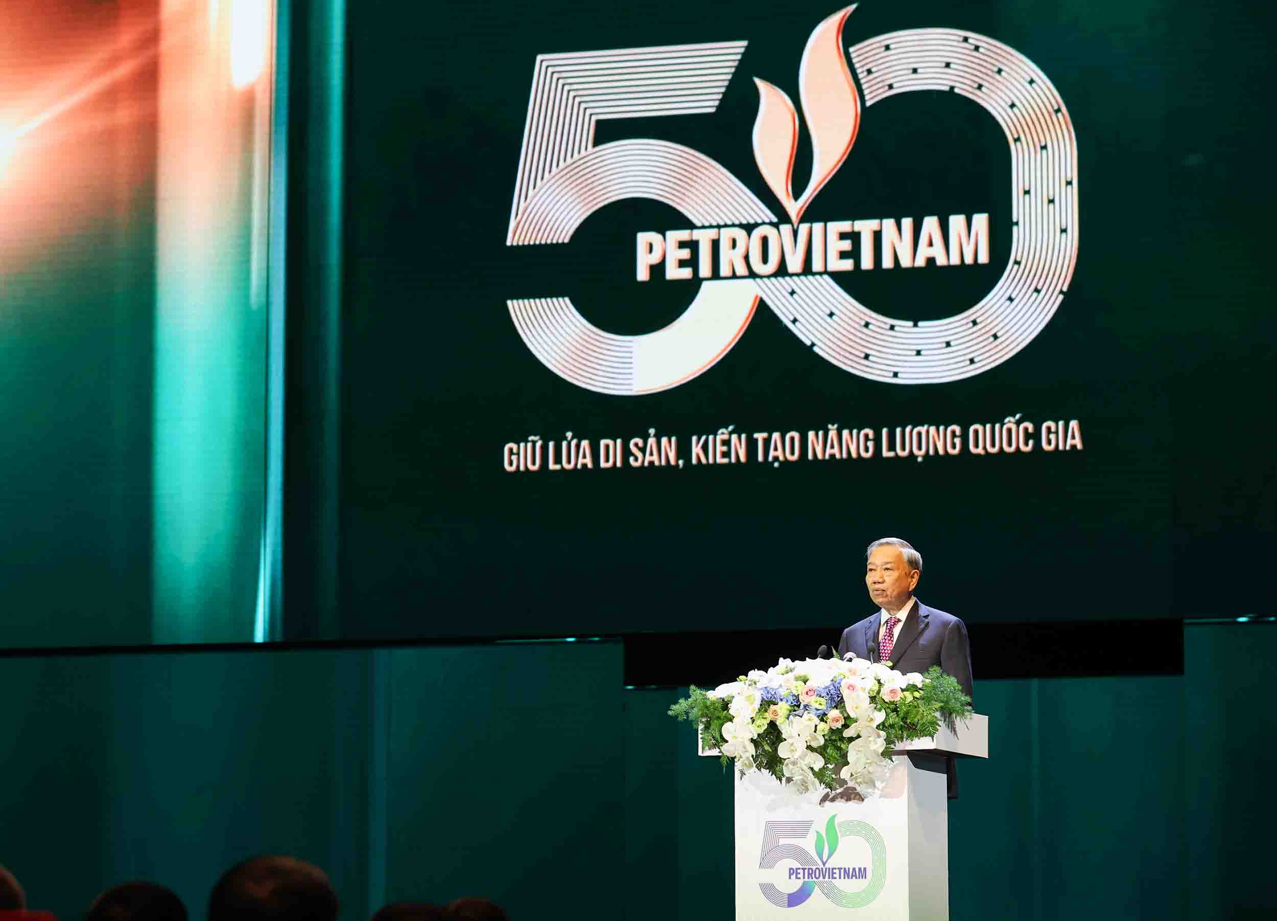 General Secretary To Lam speaks at the 50th Anniversary of Petrovietnam's Founding Ceremony. Photo: Minh Duc