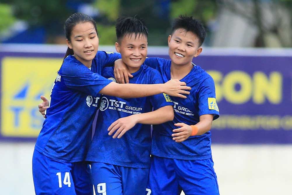 Thai Nguyen T&T remporte la victoire lors du match avance du 5e tour du championnat national de football feminin - Coupe Thai Son Bac 2025. Photo : VFF