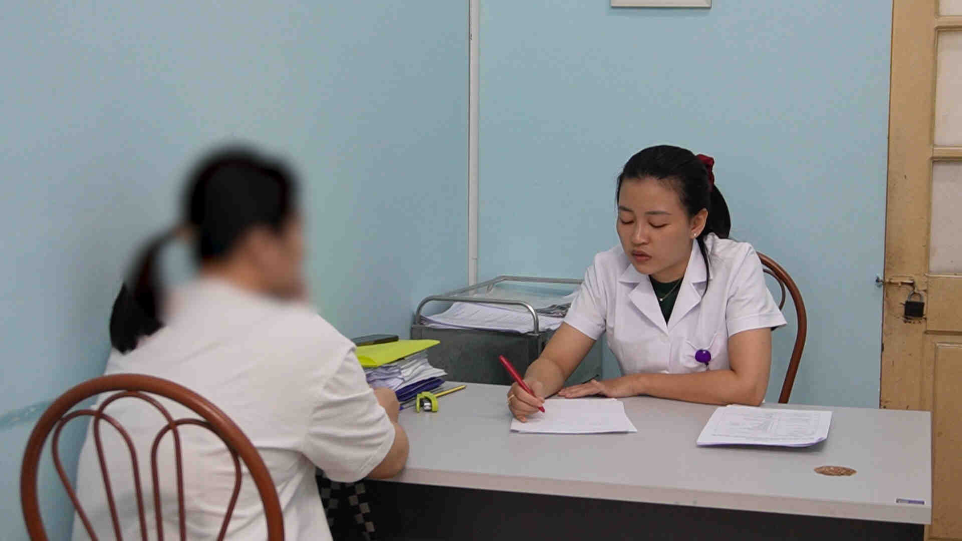 More than 6 years of gambling and the price of lost tens of billions of dong for middle-aged women