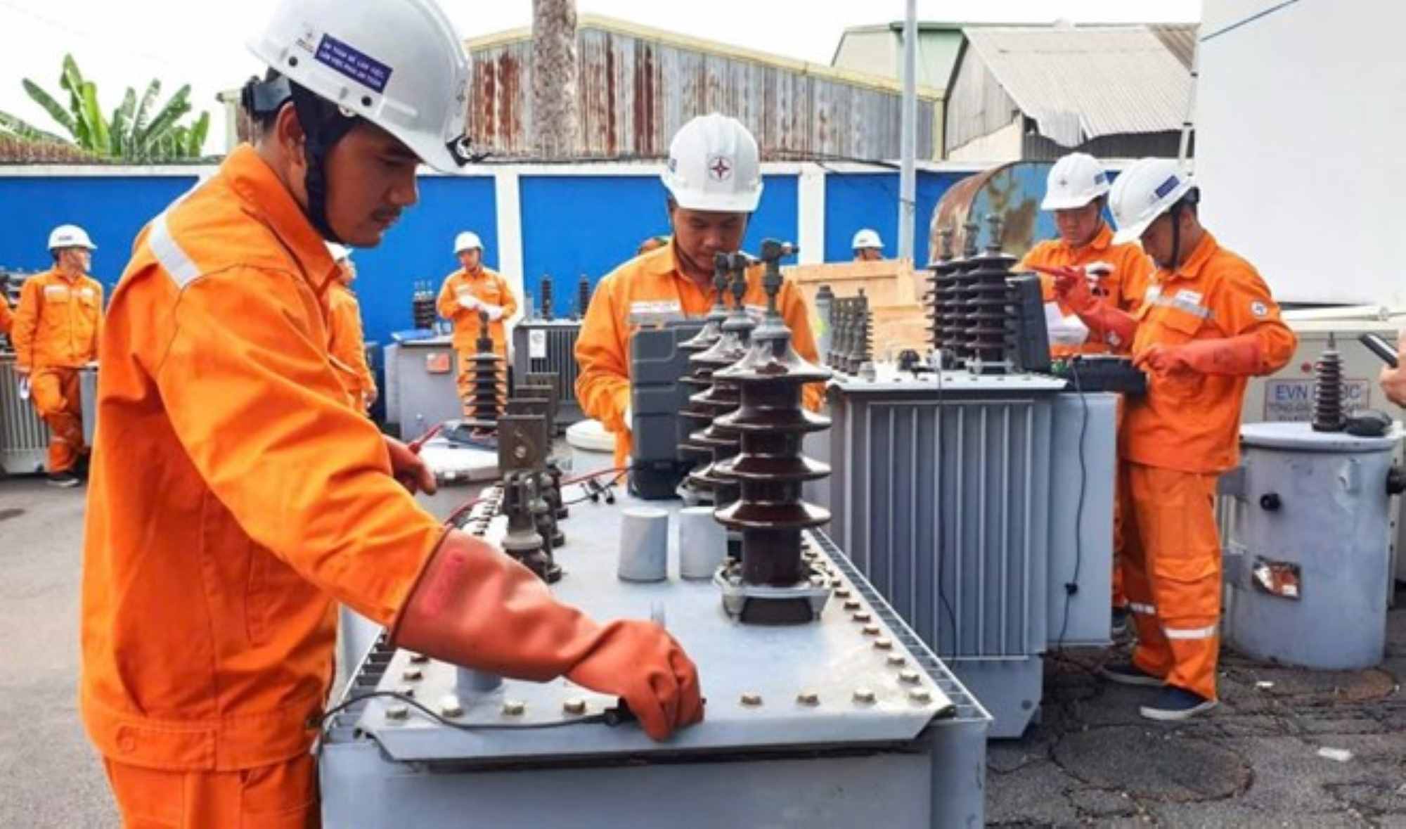 There will be a new Decree replacing Decree No. 21/2011/ND-CP to ensure energy-saving and efficient use. Photo: Phan Anh