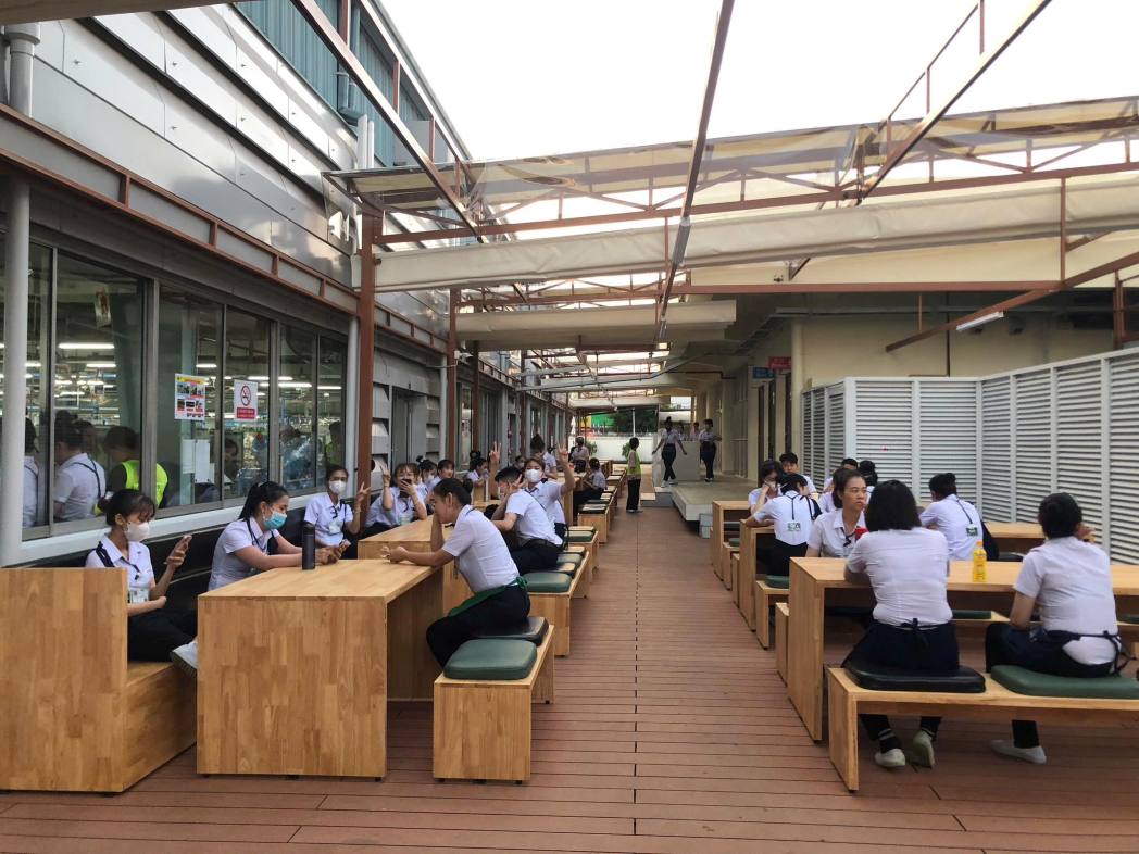 Khu nghi ngoi giua ca cho nguoi lao dong. Anh: CDCS cung cap