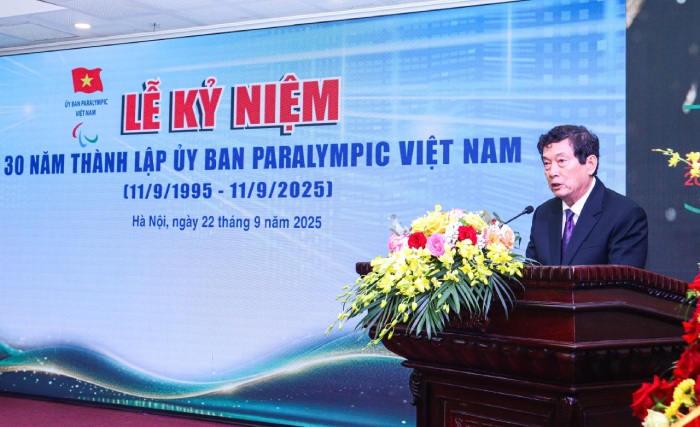 Ong Huynh Vinh Ai - Chu tich Uy ban Paralympic Viet Nam neu dinh huong phat trien. Anh: Bui Luong