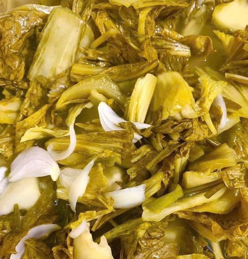 Although pickles are delicious and easy to eat, they are a "silent enemy" for people with impaired kidney function. Photo: Quang Minh.