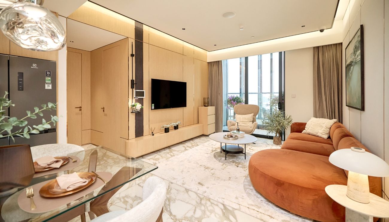 Nhieu khach hang da “xuong tien” ngay sau khi tham quan nha mau Sun Feliza Suites. Anh: Anh Duong