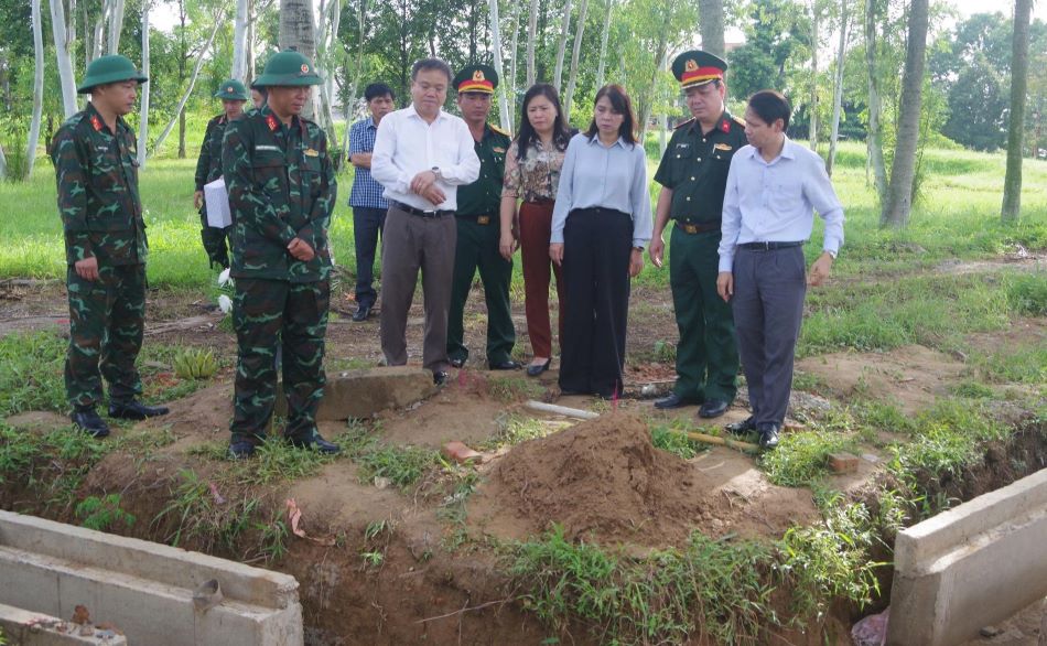During the implementation of the restoration project in Quang Tri ancient citadel, traces of martyrs' remains were discovered. Photo: Xuan Dien