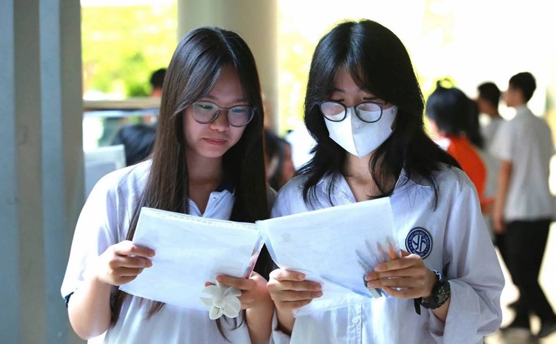 Un eleve exprime son point de vue sur la limitation des vœux d'admission a l'universite