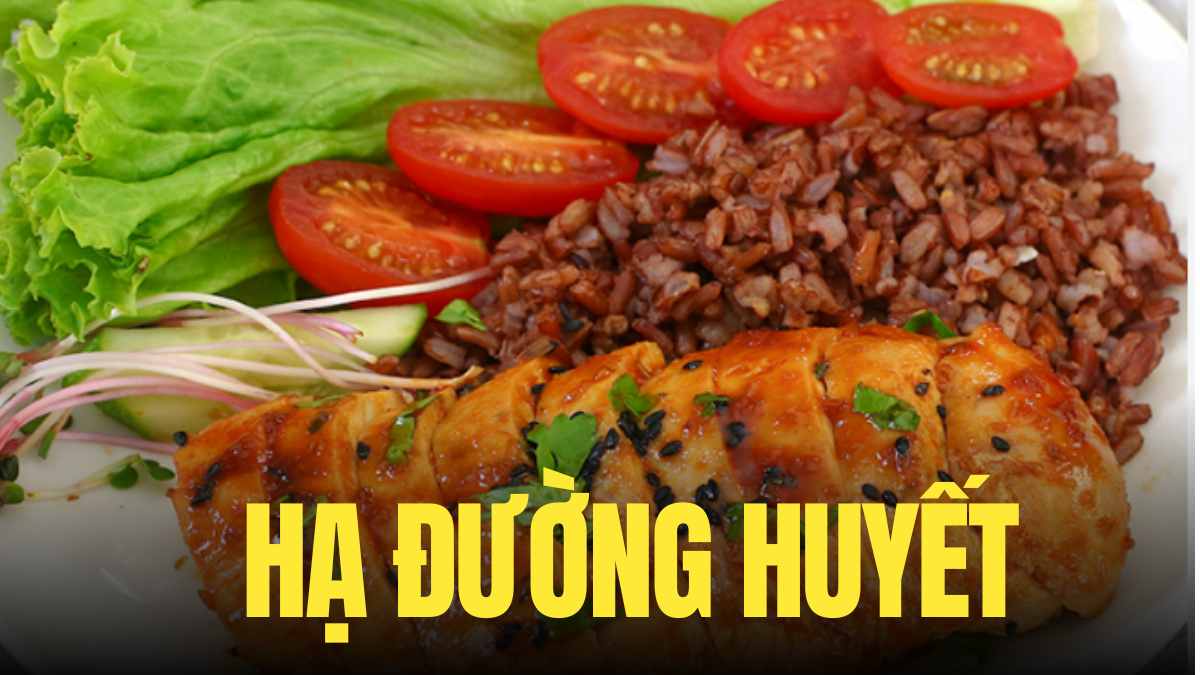 赤米ご飯+鶏の唐辛子+スープライスを組み合わせると、ゆっくりと吸収される炭水化物、満腹感を長く維持するのに役立つタンパク質、そして血糖値の急激な下落をサポートする食物繊維がバランスの取れた食事になります。グラフィック:Tra My